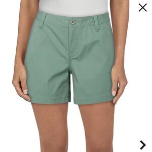 NWT Natural Reflections Spring Valley Twill Shorts